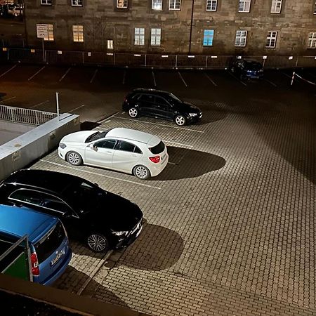 Gemuetliches Helles Apartment Mit Balkon Und Parkplatz Vor Der Tuer Im Zentrum Von バイロイト エクステリア 写真